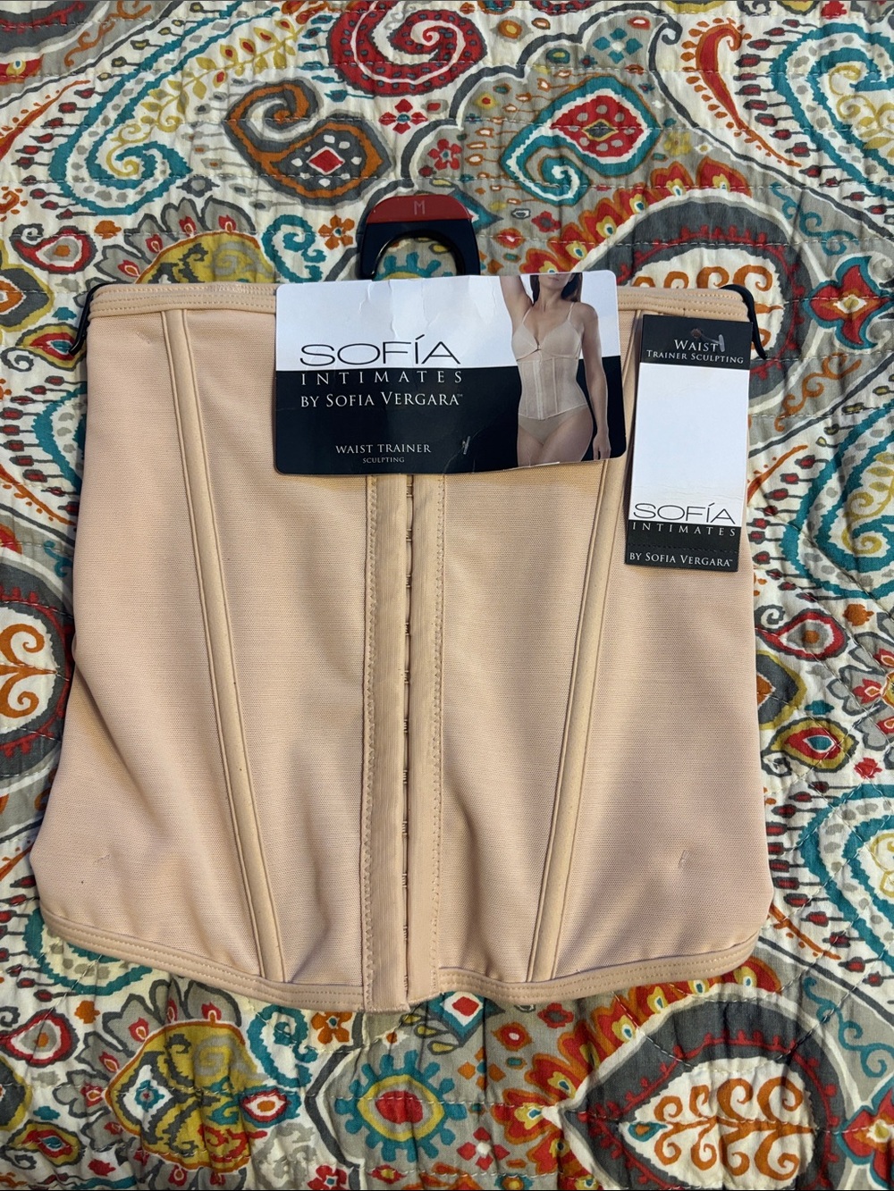 NWT Sofia Intimates By Sofia Vergara Nude Waist Trainer size medium